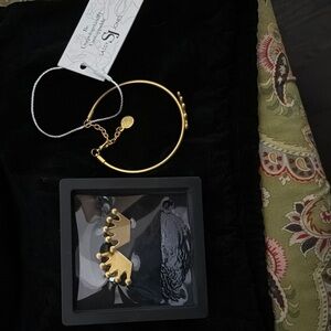 Sassy Jones QUEEN bracelet, earring, and necklace set (3 pieces).